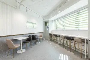 플루티드 패널이 포인트인 모던 스터디라운지